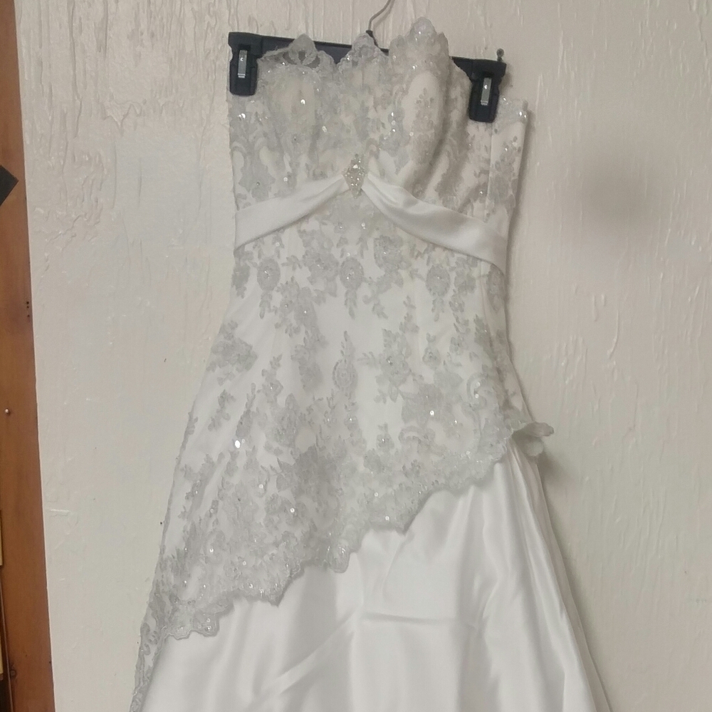 Maggie Sottero Wedding Dress